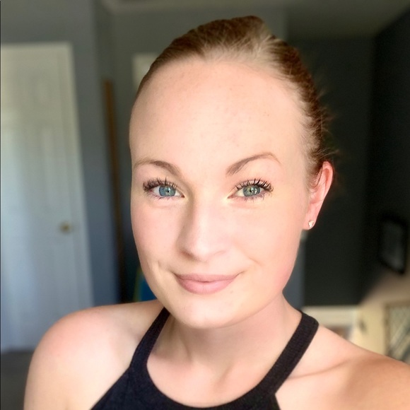 Meet your Posher, Heather - Picture 1 of 1